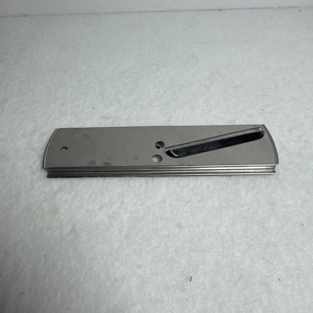 2 Blades Regal La Machine 1 Model V 813 Food Processor Slicer Grater
